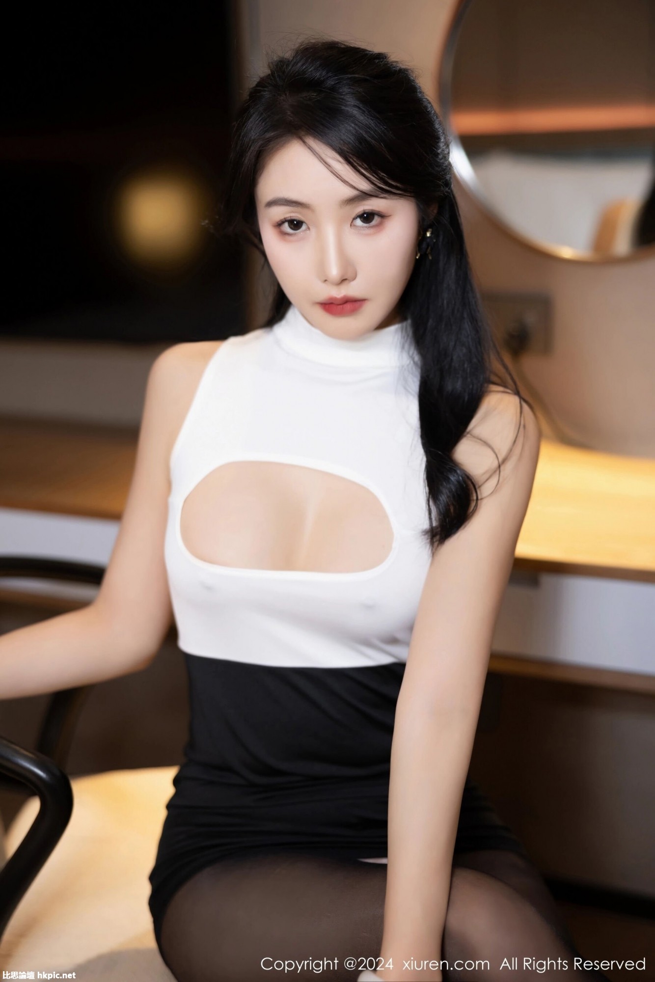 【XiuRen秀人網】20240219Vol8107蘇蘇阿【82P】-XIUREN秀人网