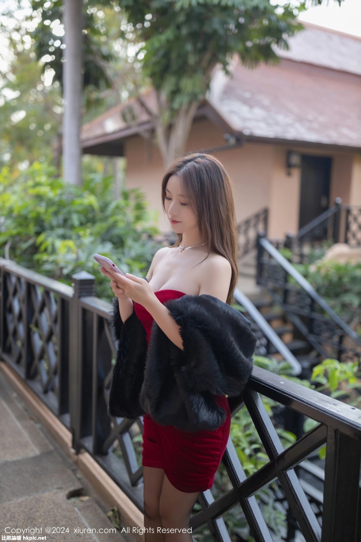 【XiuRen秀人網】20240206Vol8077杏子Yada【82P】-XIUREN秀人网