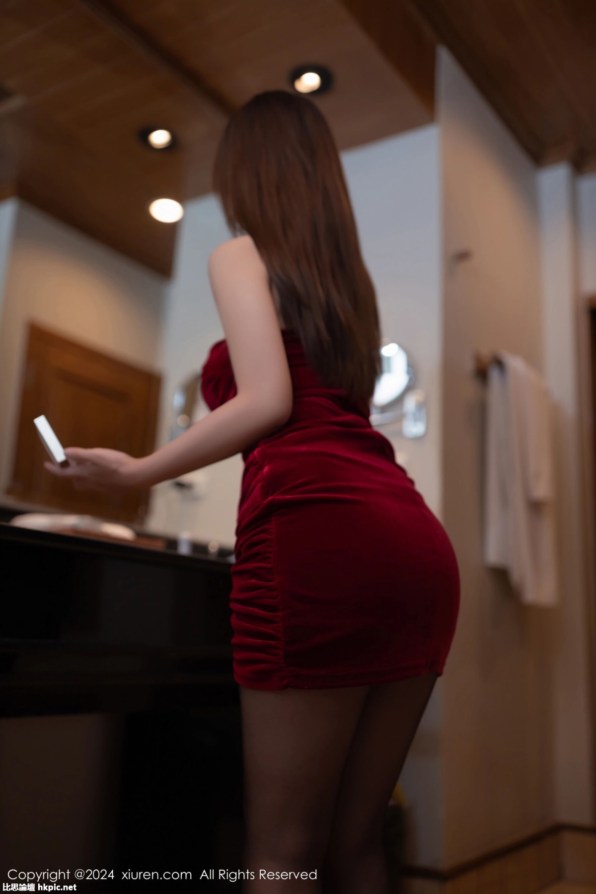 【XiuRen秀人網】20240206Vol8077杏子Yada【82P】-XIUREN秀人网