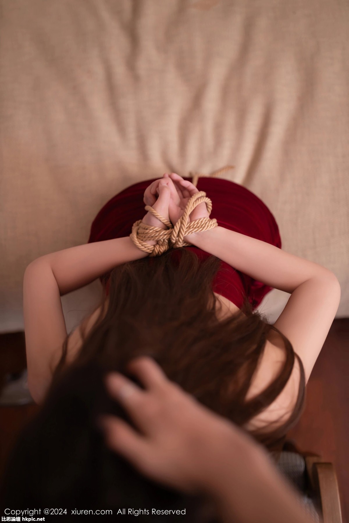 【XiuRen秀人網】20240206Vol8077杏子Yada【82P】-XIUREN秀人网