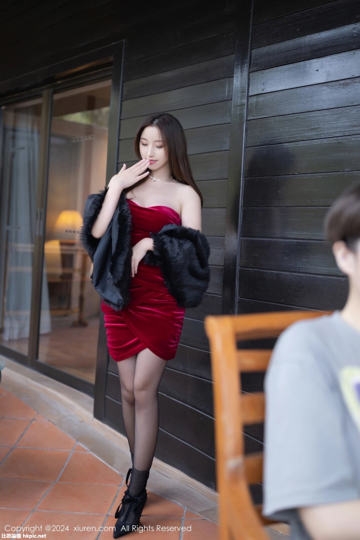 【XiuRen秀人網】20240206Vol8077杏子Yada【82P】-XIUREN秀人网