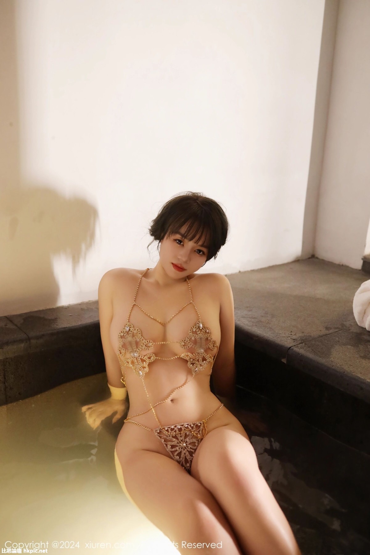 【XiuRen秀人網】20240206Vol8075沈思怡【74P】-XIUREN秀人网