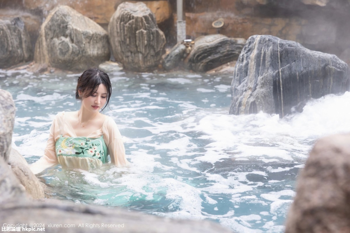 【XiuRen秀人網】20240222Vol8128詩詩kiki【82P】-XIUREN秀人网