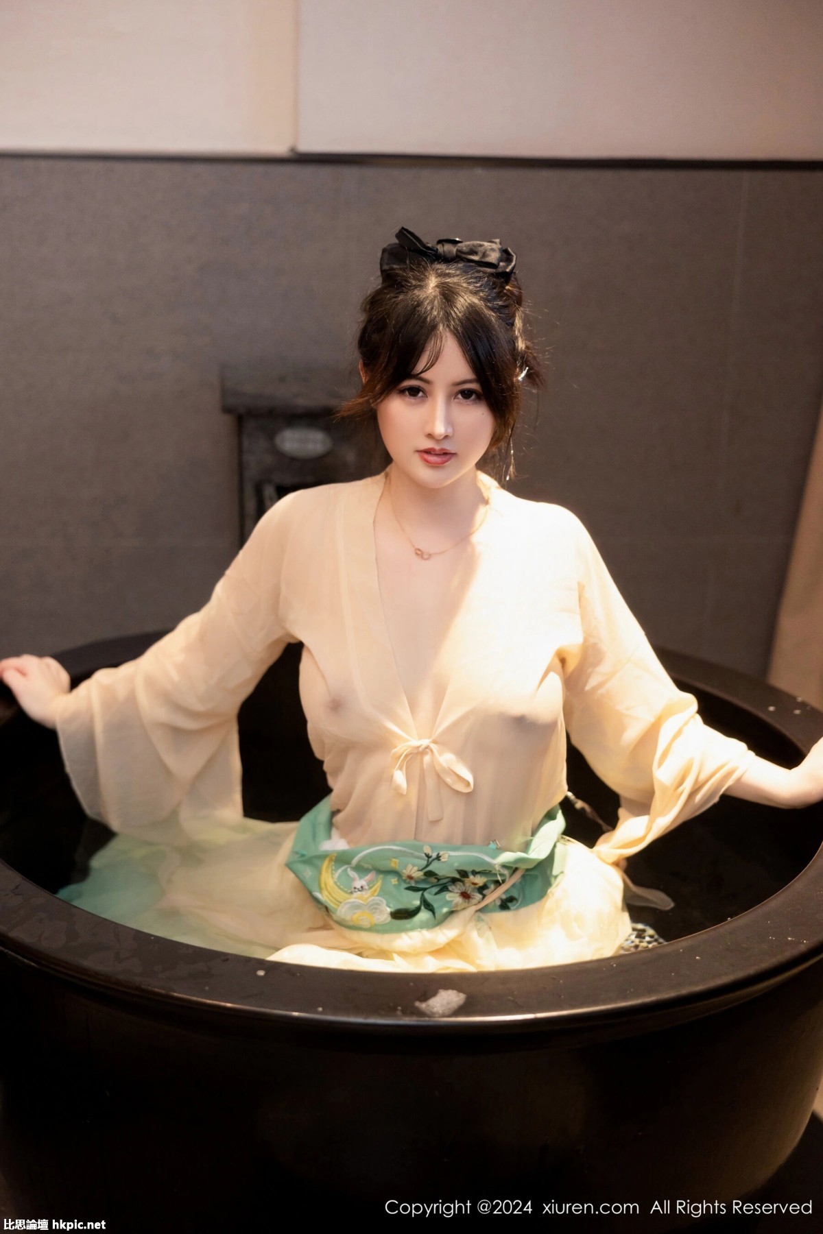 【XiuRen秀人網】20240222Vol8128詩詩kiki【82P】-XIUREN秀人网