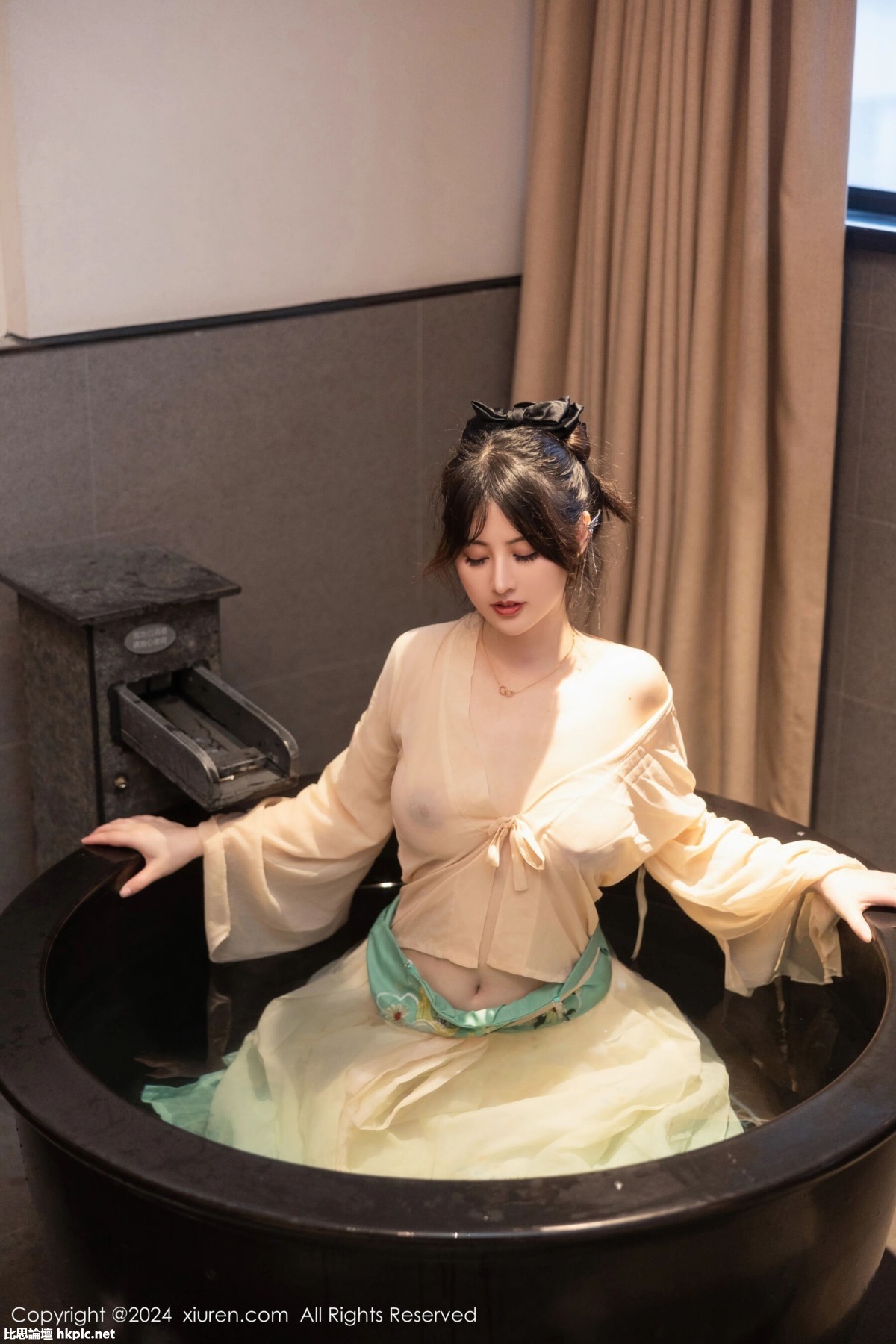 【XiuRen秀人網】20240222Vol8128詩詩kiki【82P】-XIUREN秀人网