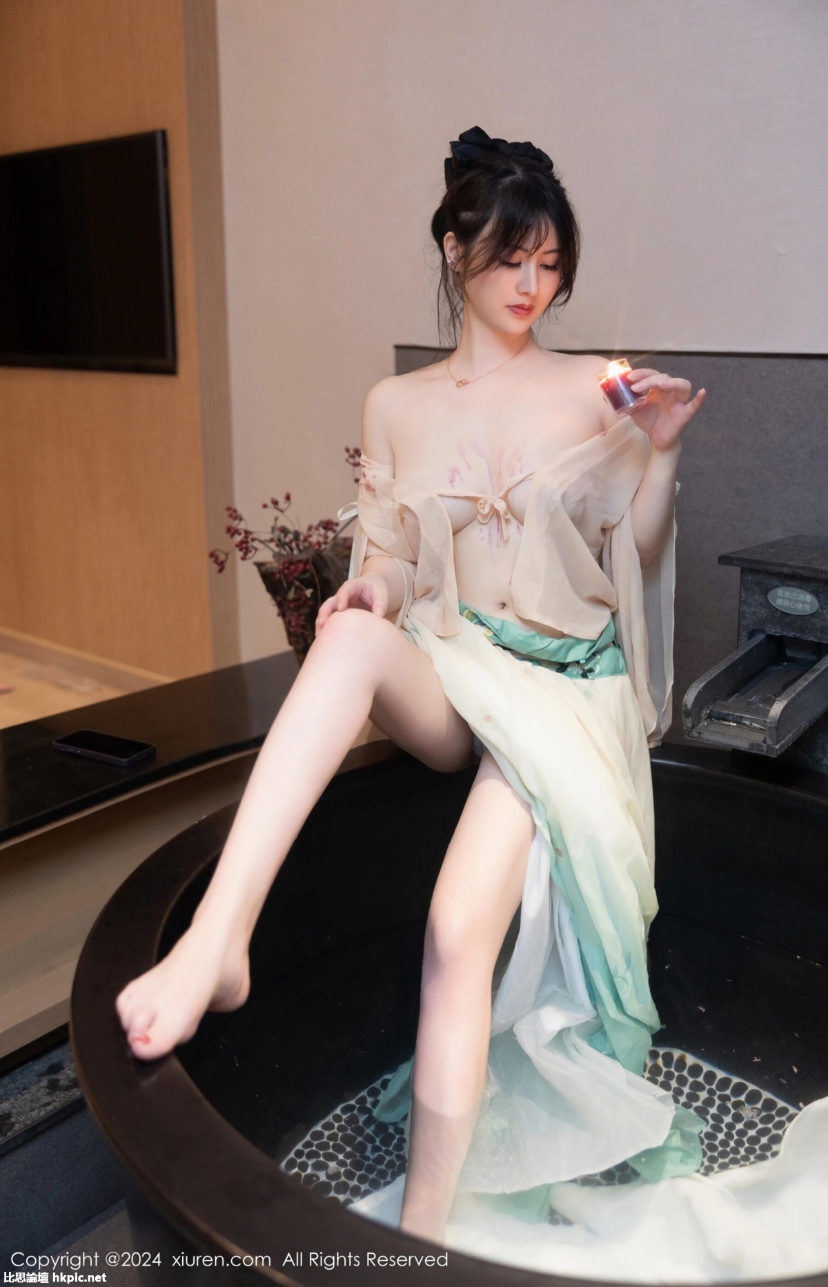 【XiuRen秀人網】20240222Vol8128詩詩kiki【82P】-XIUREN秀人网