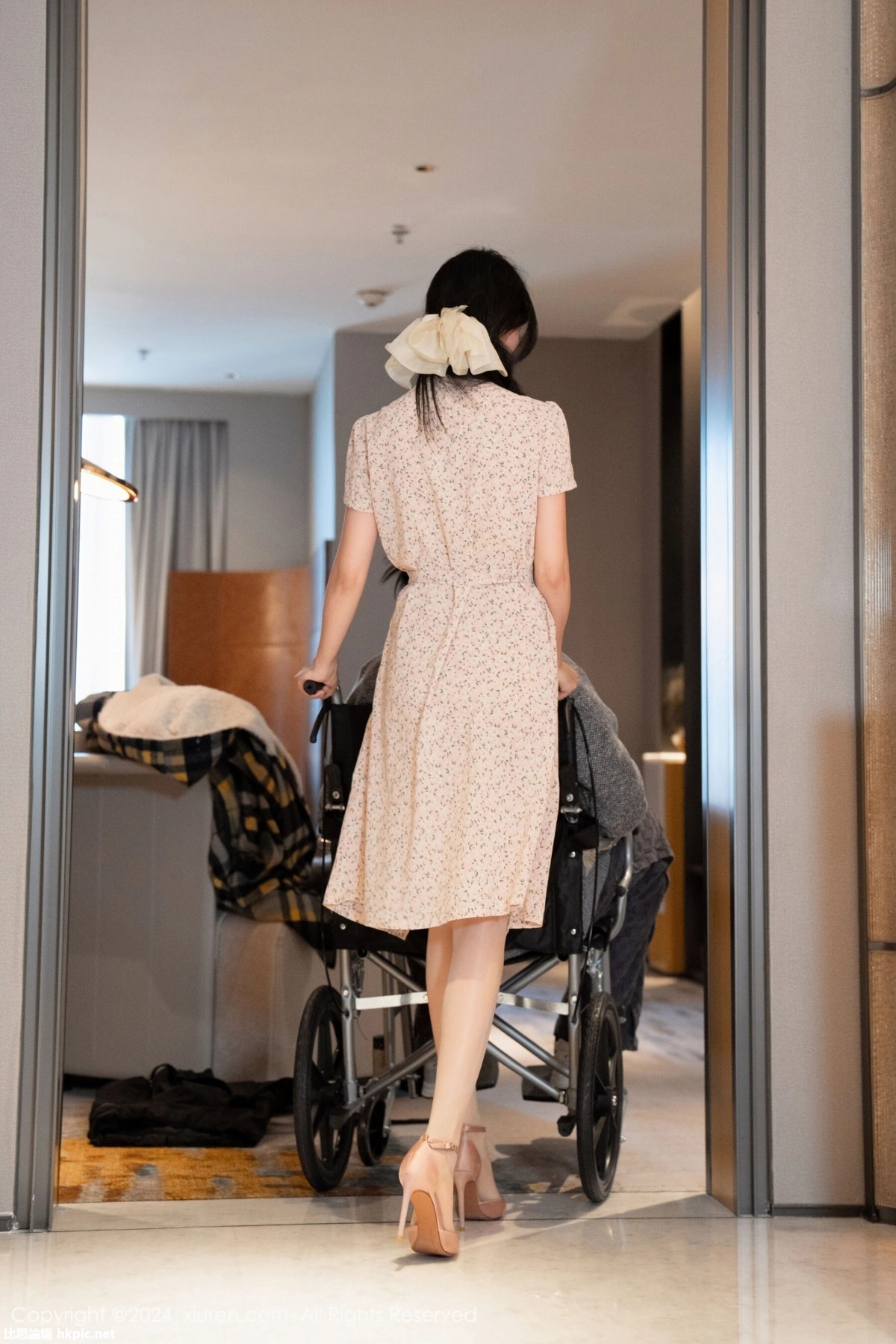 【XiuRen秀人網】20240222Vol8130利世【90P】-XIUREN秀人网