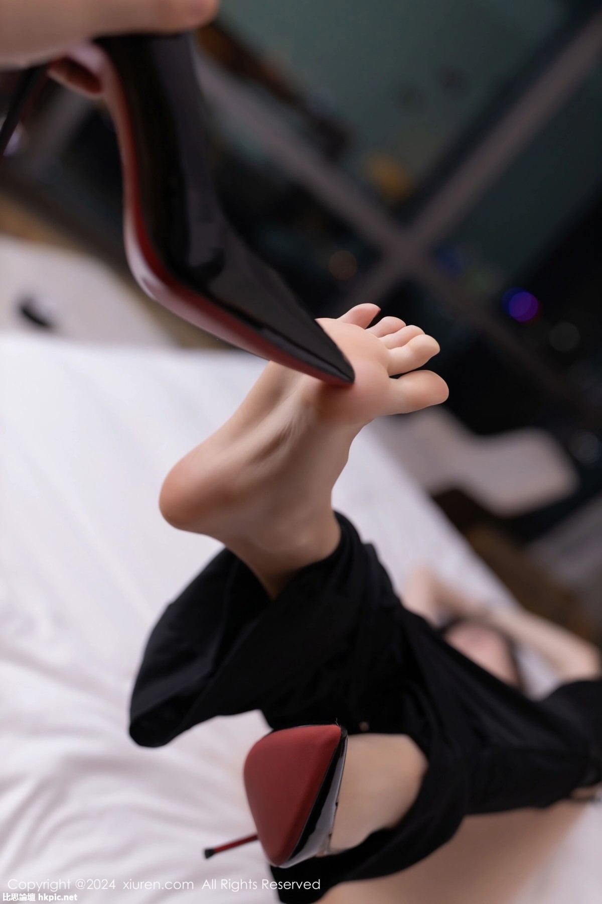 【XiuRen秀人網】20240321Vol8270小逗逗【80P】-XIUREN秀人网