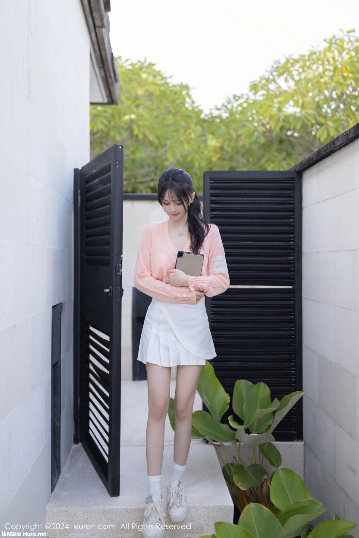 【XiuRen秀人網】20240223Vol8138怮怮【80P】-XIUREN秀人网