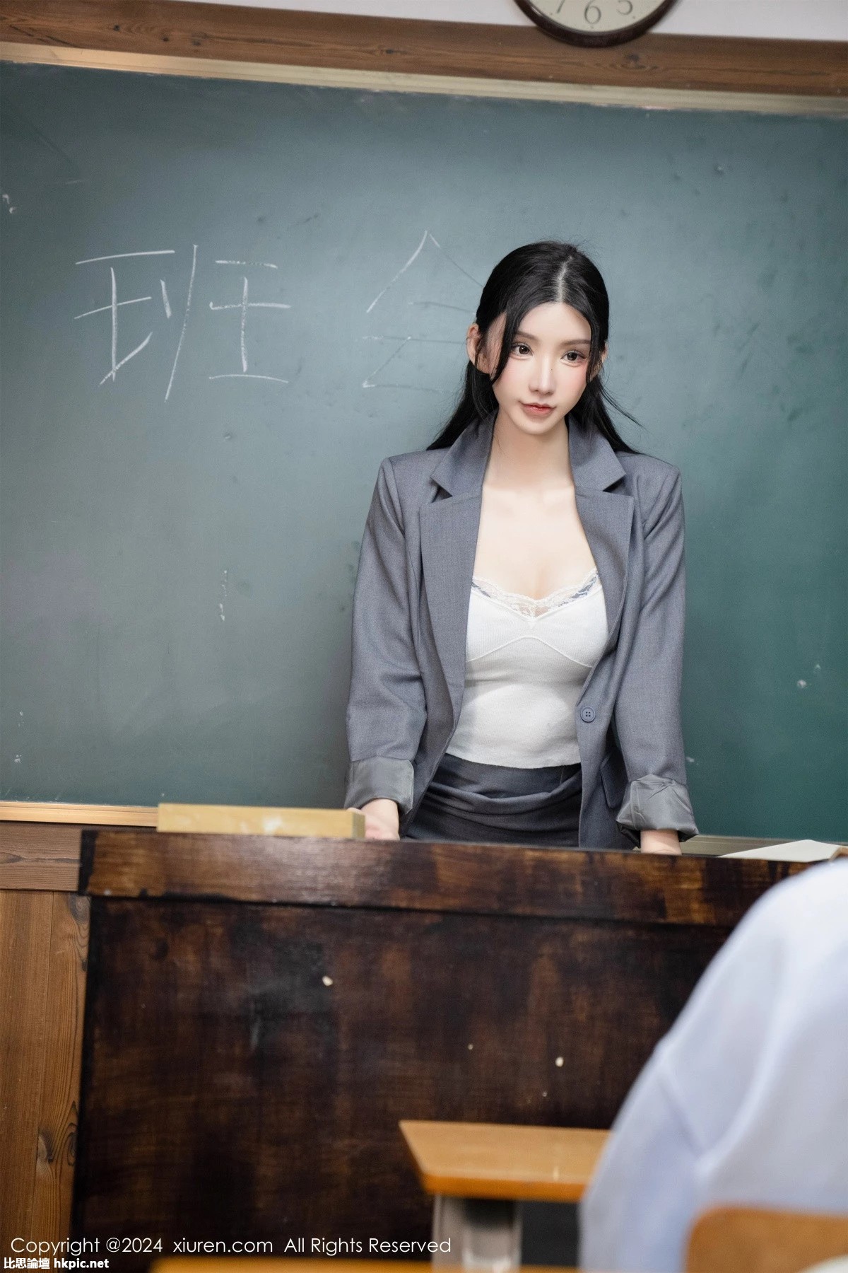 【XiuRen秀人網】20240308Vol8204周于希Sally【93P】-XIUREN秀人网