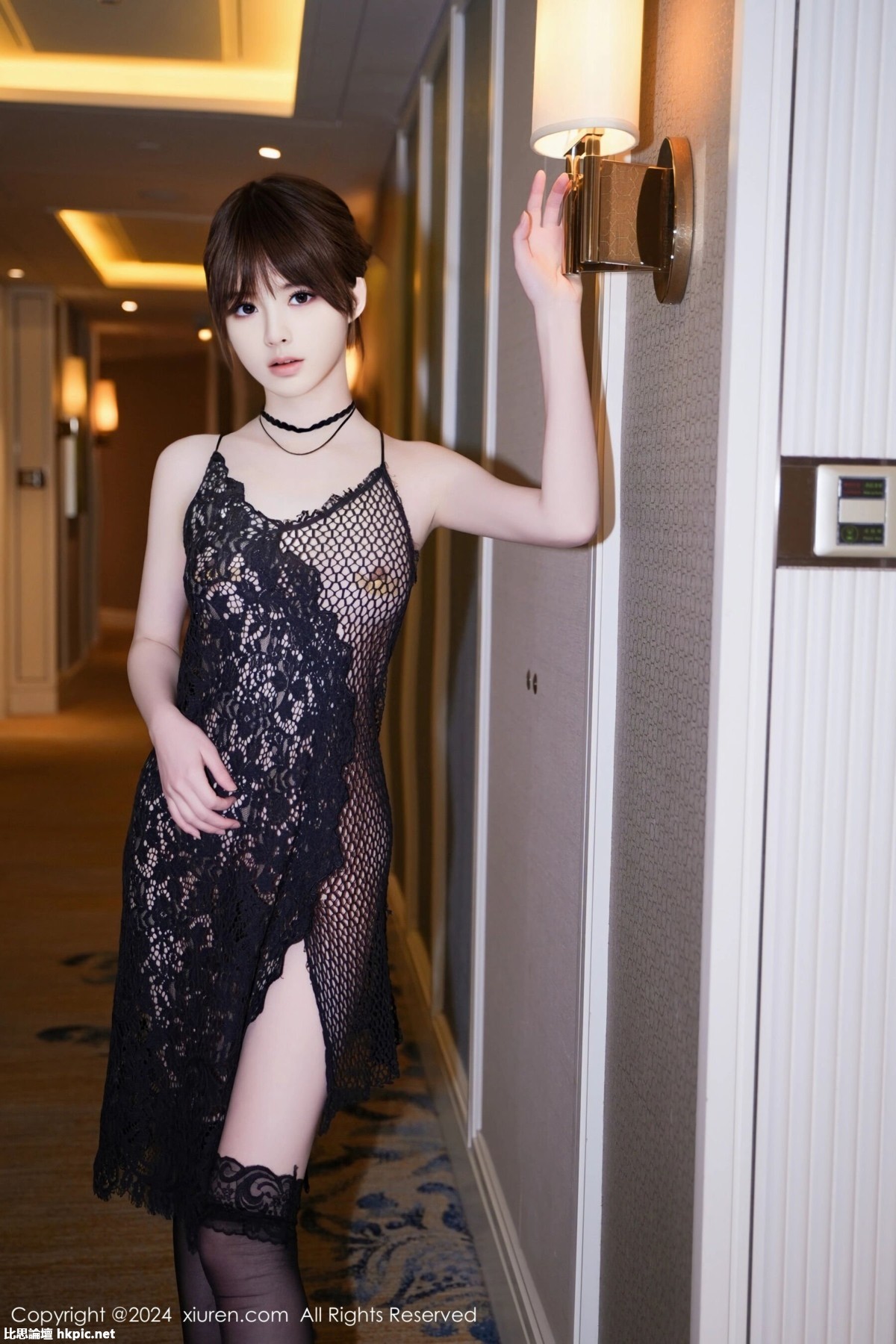 【XiuRen秀人網】20240307Vol8192夢靈兒Mini【68P】-XIUREN秀人网