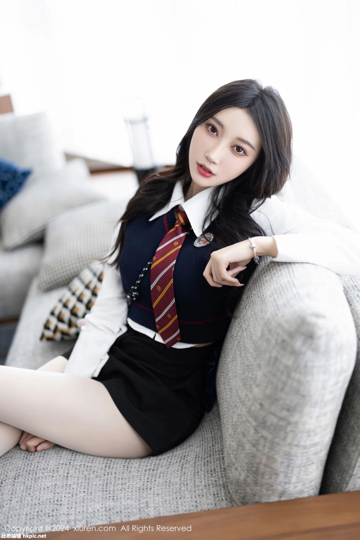 【XiuRen秀人網】20240318Vol8247玥兒玥【82P】-XIUREN秀人网