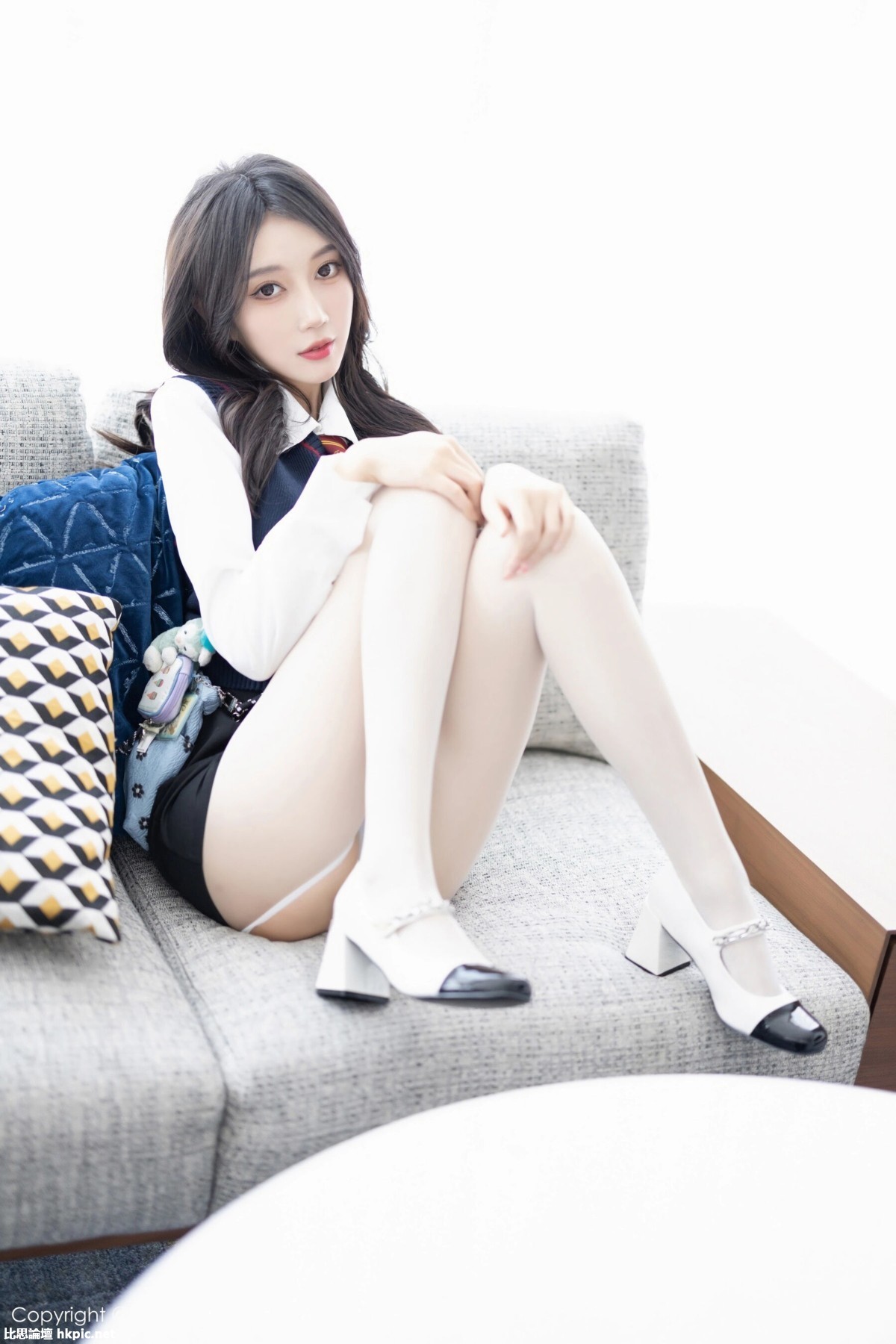 【XiuRen秀人網】20240318Vol8247玥兒玥【82P】-XIUREN秀人网