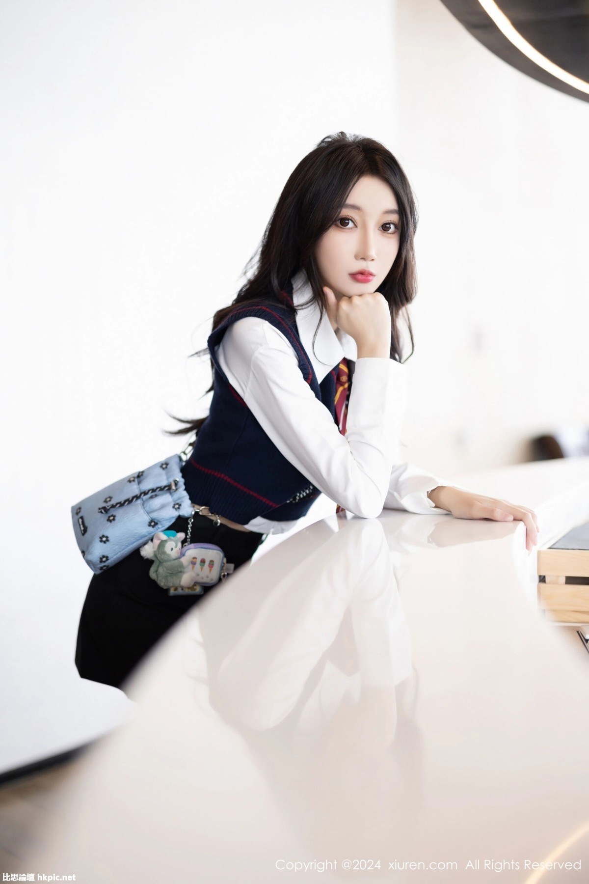 【XiuRen秀人網】20240318Vol8247玥兒玥【82P】-XIUREN秀人网