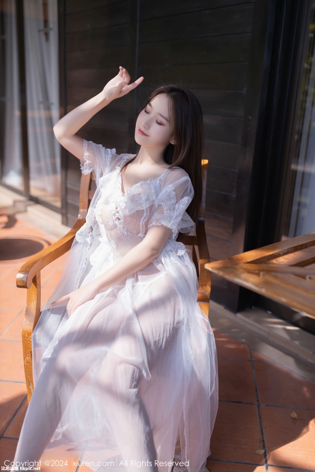 【XiuRen秀人網】20240327Vol8302杏子Yada【81P】-XIUREN秀人网