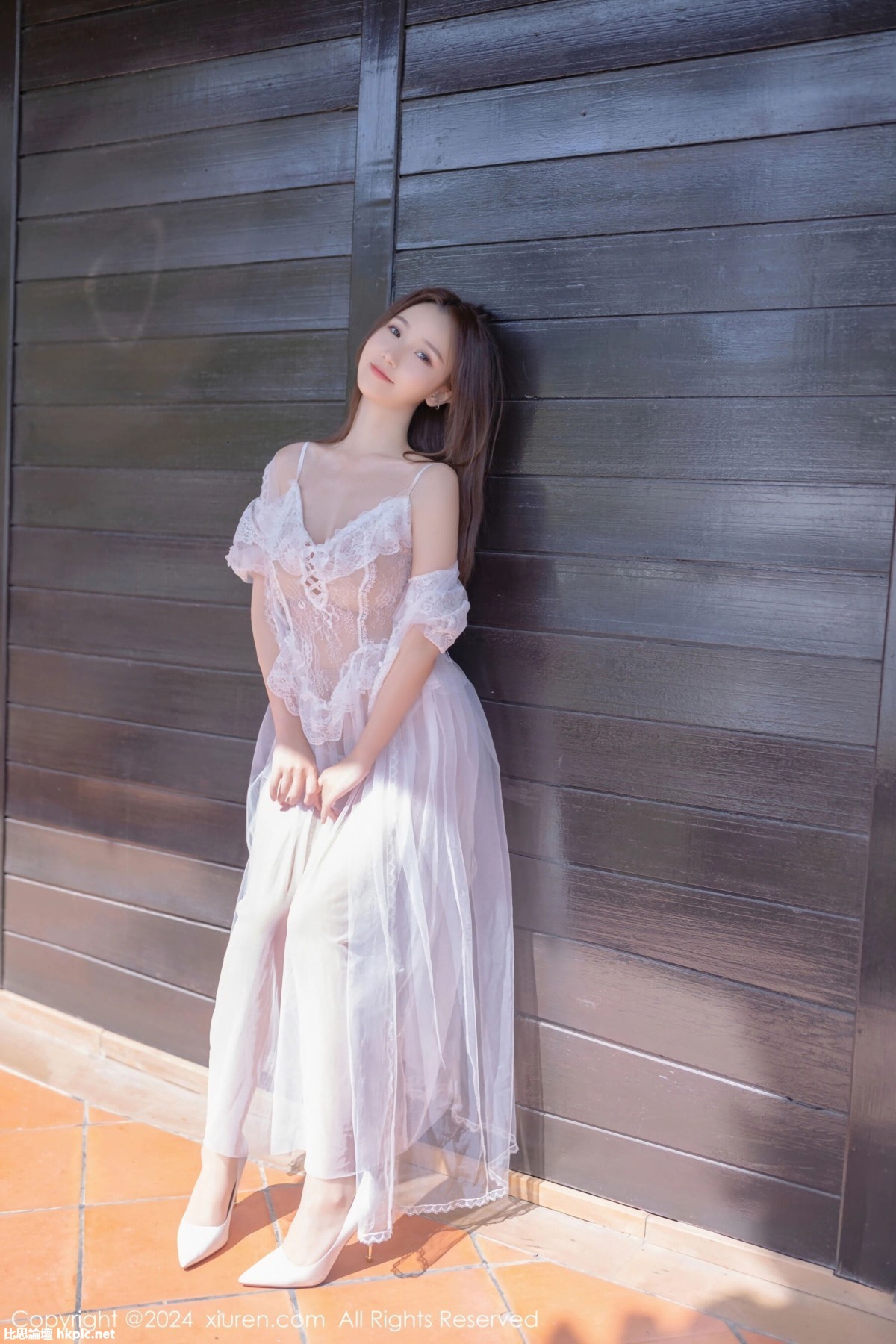 【XiuRen秀人網】20240327Vol8302杏子Yada【81P】-XIUREN秀人网