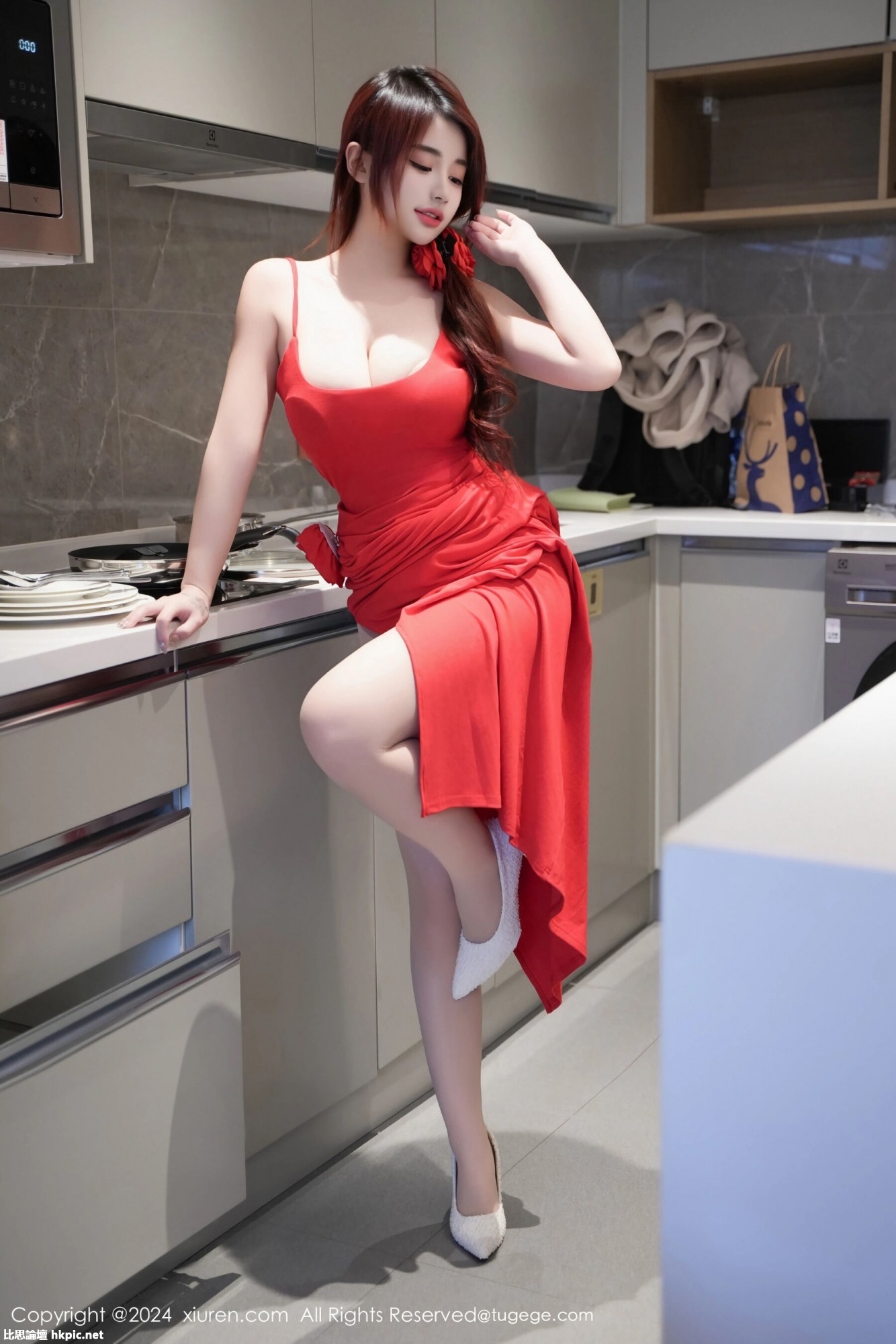 【XiuRen秀人網】20240329Vol8313美七Mia【82P】-XIUREN秀人网