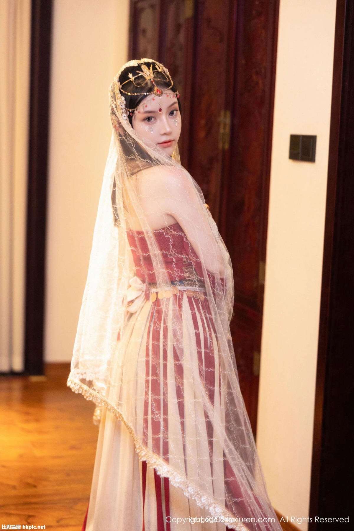 【XiuRen秀人網】20240407Vol8349豆瓣醬【82P】-XIUREN秀人网