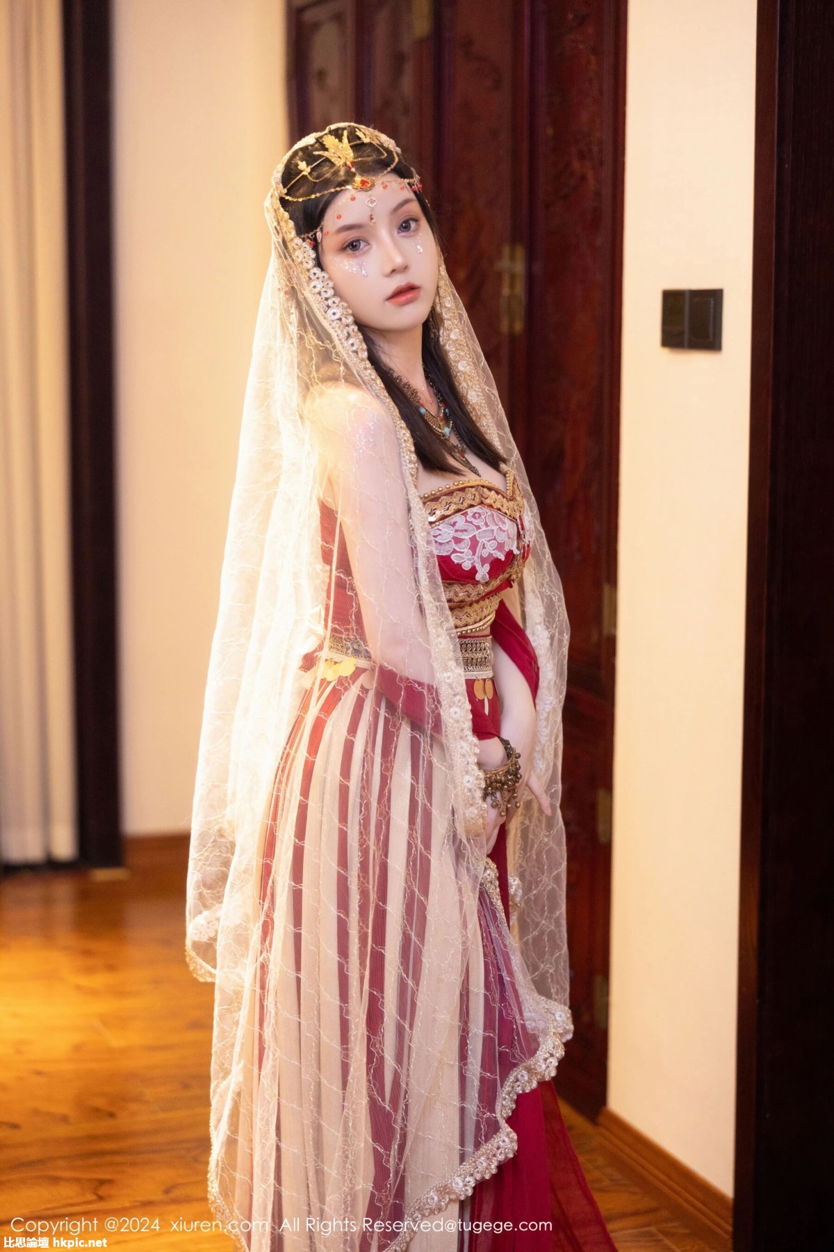 【XiuRen秀人網】20240407Vol8349豆瓣醬【82P】-XIUREN秀人网