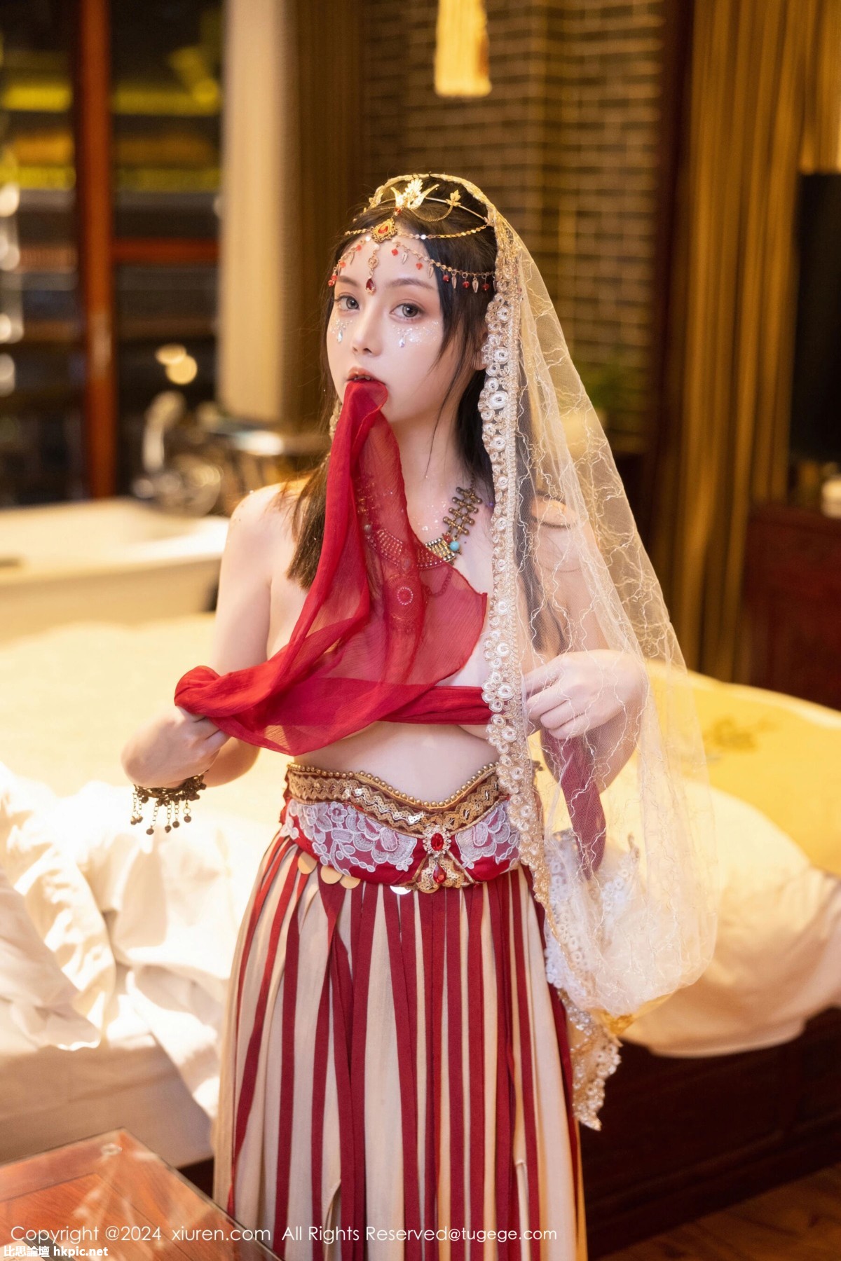 【XiuRen秀人網】20240407Vol8349豆瓣醬【82P】-XIUREN秀人网