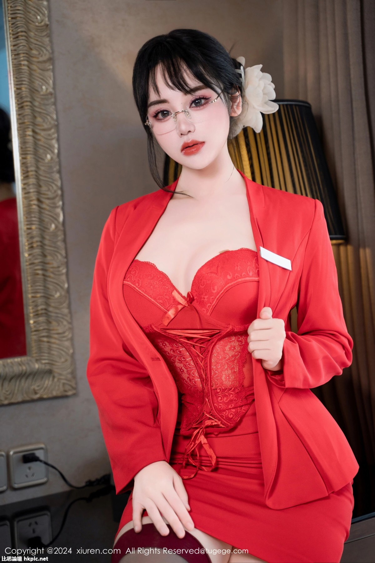 【XiuRen秀人網】20240409Vol8360汐汐愛吃草莓【60P】-XIUREN秀人网